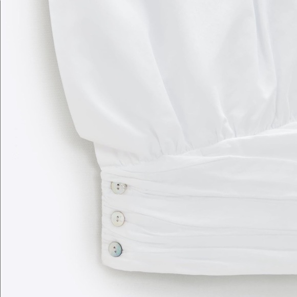 Zara Pleated Poplin top - Picture 3 of 14